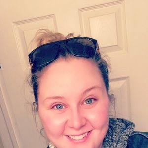 Meet your Posher, Marcella